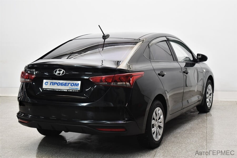 Фото HYUNDAI Solaris II Рестайлинг с пробегом | №4