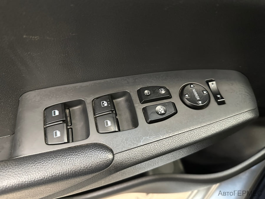 Фото HYUNDAI Solaris II Рестайлинг с пробегом | №10