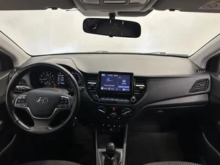 Фото HYUNDAI Solaris II Рестайлинг с пробегом Фото HYUNDAI Solaris II Рестайлинг с пробегом