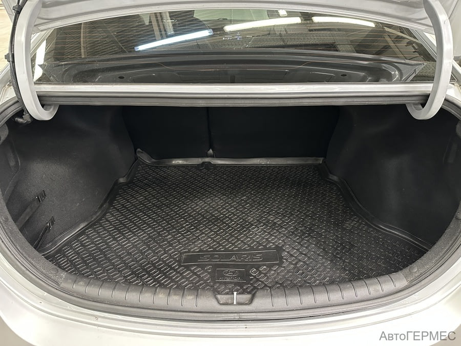 Фото HYUNDAI Solaris II Рестайлинг с пробегом | №13