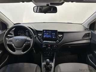 Фото HYUNDAI Solaris II Рестайлинг с пробегом Фото HYUNDAI Solaris II Рестайлинг с пробегом