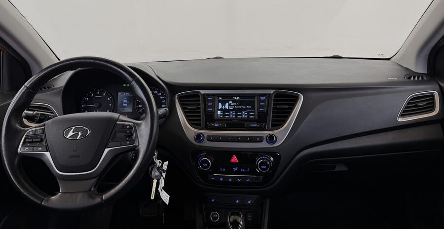 Фото HYUNDAI Solaris II с пробегом | №5 Фото HYUNDAI Solaris II с пробегом | №5