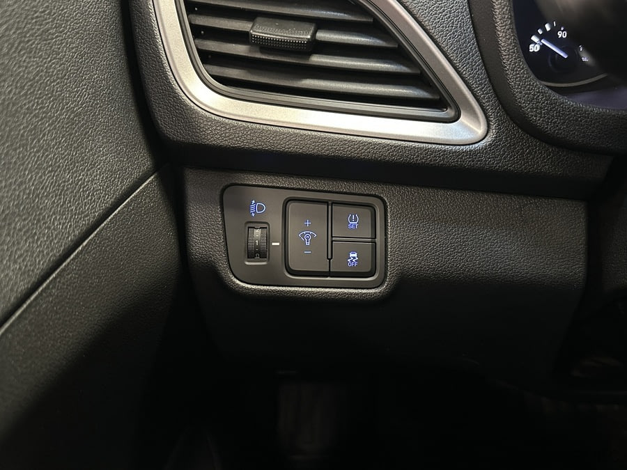 Фото HYUNDAI Solaris II с пробегом | №9