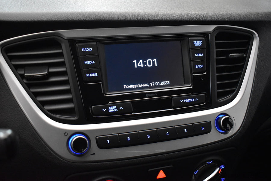 Фото HYUNDAI Solaris II с пробегом | №7 Фото HYUNDAI Solaris II с пробегом | №7