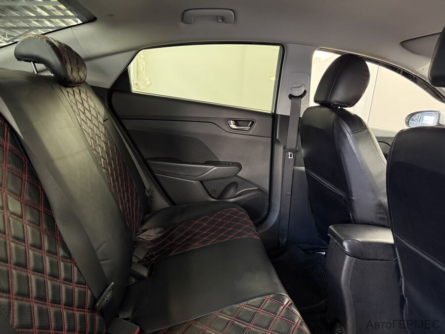 Фото HYUNDAI Solaris II с пробегом | №12 Фото HYUNDAI Solaris II с пробегом | №12