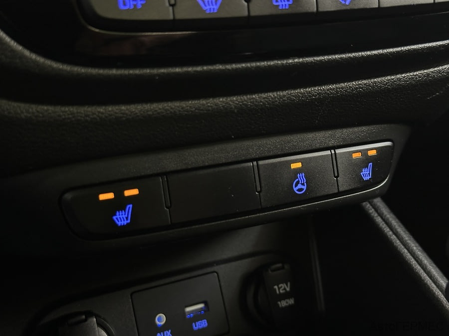 Фото HYUNDAI Solaris II с пробегом | №8 Фото HYUNDAI Solaris II с пробегом | №8