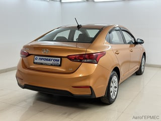 Фото HYUNDAI Solaris II с пробегом Фото HYUNDAI Solaris II с пробегом