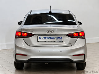 Фото HYUNDAI Solaris II с пробегом Фото HYUNDAI Solaris II с пробегом