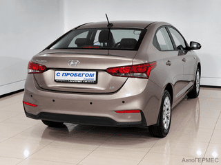 Фото HYUNDAI Solaris II с пробегом Фото HYUNDAI Solaris II с пробегом