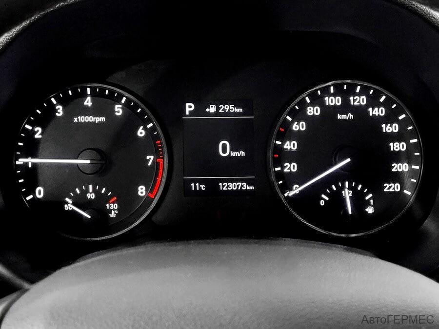 Фото HYUNDAI Solaris II с пробегом | №6