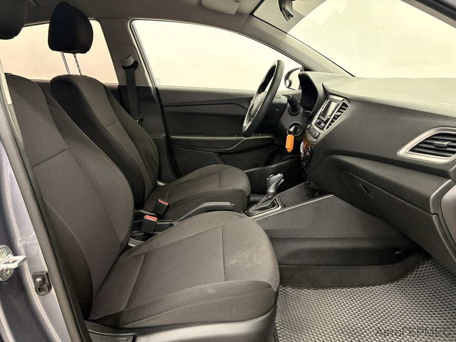 Фото HYUNDAI Solaris II с пробегом | №13