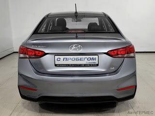 Фото HYUNDAI Solaris II с пробегом Фото HYUNDAI Solaris II с пробегом