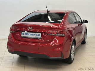 Фото HYUNDAI Solaris II с пробегом Фото HYUNDAI Solaris II с пробегом