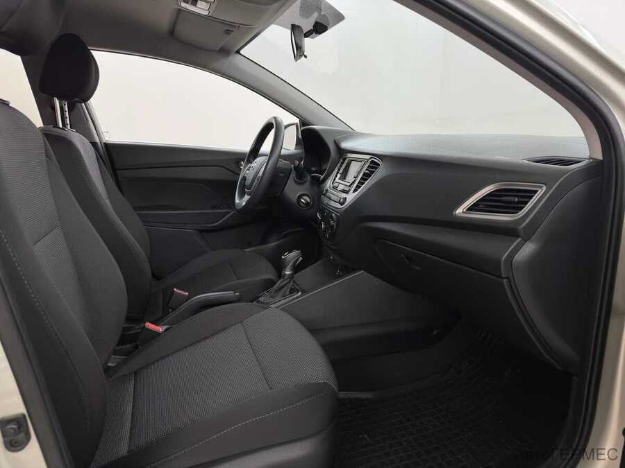 Фото HYUNDAI Solaris II с пробегом | №9