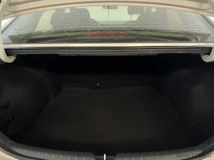 Фото HYUNDAI Solaris II с пробегом | №11