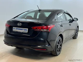 Фото HYUNDAI Solaris II Рестайлинг с пробегом
