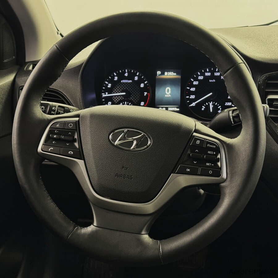 Фото HYUNDAI Solaris II Рестайлинг с пробегом | №8 Фото HYUNDAI Solaris II Рестайлинг с пробегом | №8