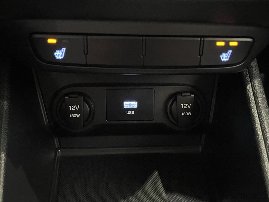 Фото HYUNDAI Solaris II Рестайлинг с пробегом | №10