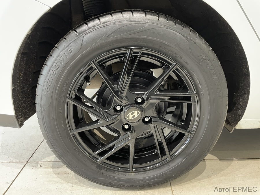 Фото HYUNDAI Solaris II Рестайлинг с пробегом | №15