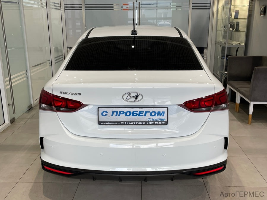 Фото HYUNDAI Solaris II Рестайлинг с пробегом | №3