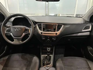 Фото HYUNDAI Solaris II Рестайлинг с пробегом