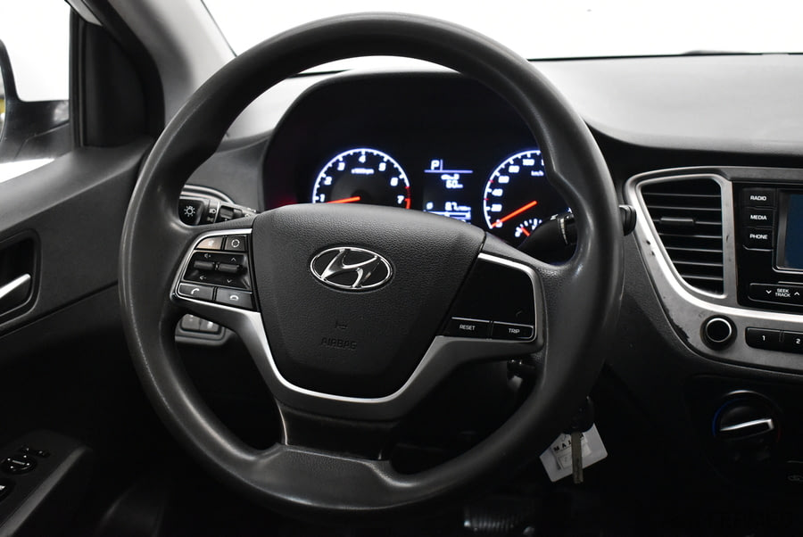 Фото HYUNDAI Solaris II Рестайлинг с пробегом | №10