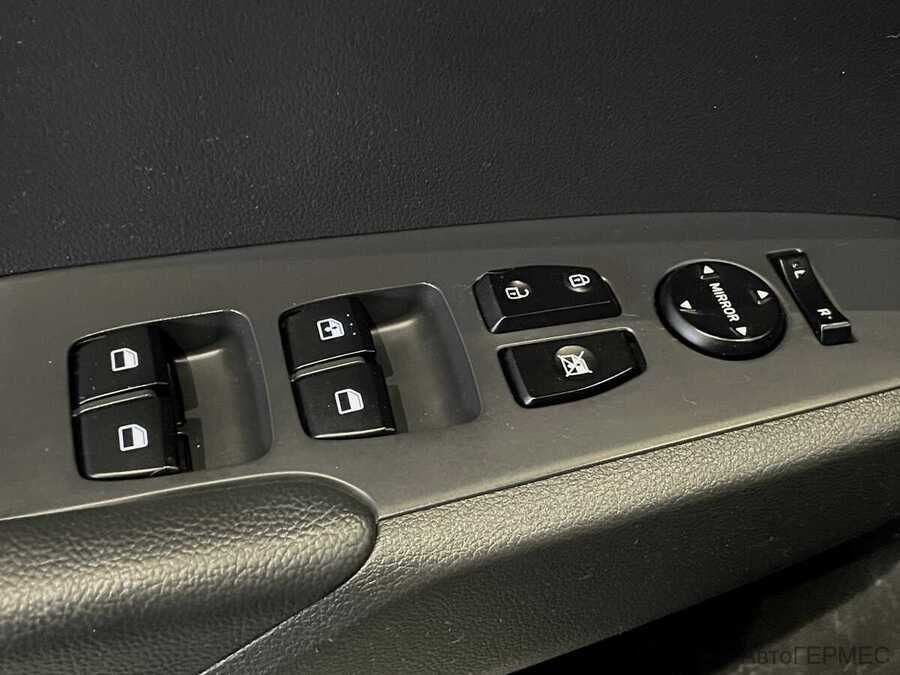 Фото HYUNDAI Solaris II Рестайлинг с пробегом | №9