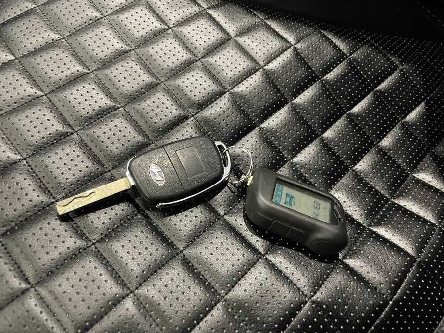 Фото HYUNDAI Solaris II Рестайлинг с пробегом | №16