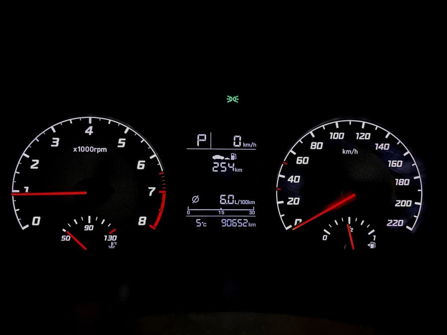 Фото HYUNDAI Solaris II Рестайлинг с пробегом | №6