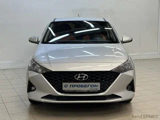 Фото HYUNDAI Solaris II Рестайлинг с пробегом Фото HYUNDAI Solaris II Рестайлинг с пробегом