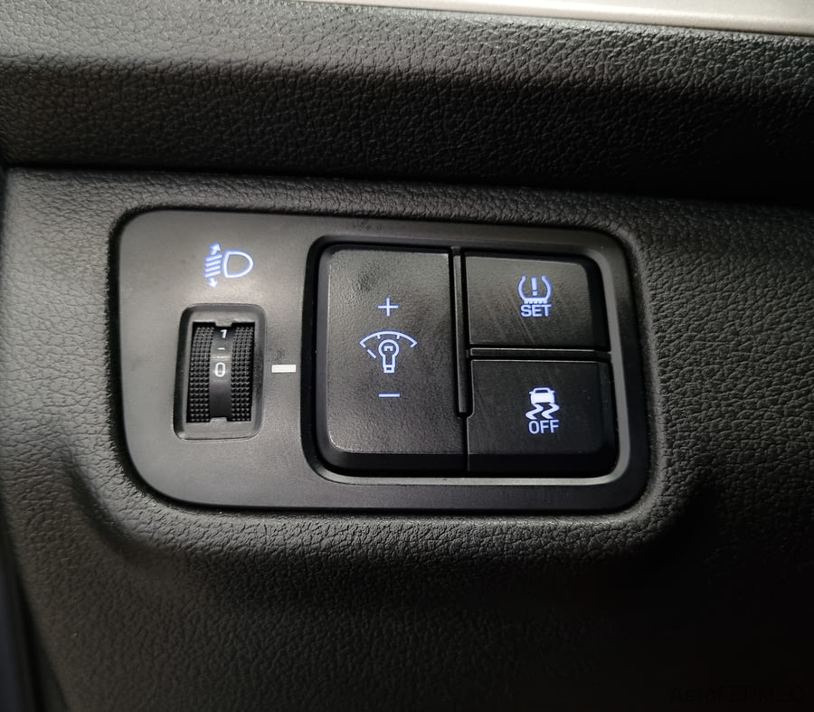 Фото HYUNDAI Solaris II Рестайлинг с пробегом | №9 Фото HYUNDAI Solaris II Рестайлинг с пробегом | №9