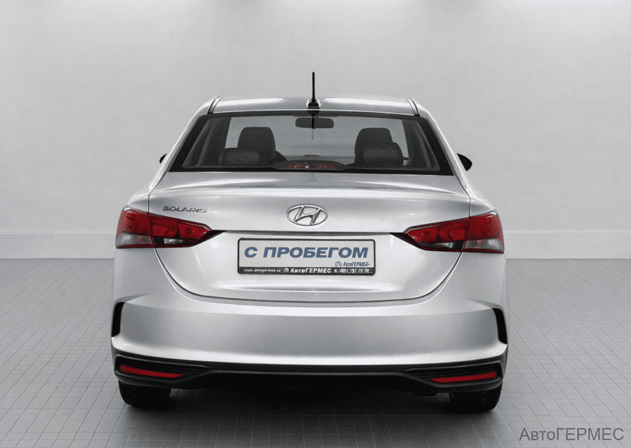 Фото HYUNDAI Solaris II Рестайлинг с пробегом | №3