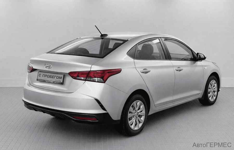 Фото HYUNDAI Solaris II Рестайлинг с пробегом | №4