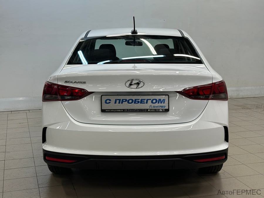 Фото HYUNDAI Solaris II Рестайлинг с пробегом | №3