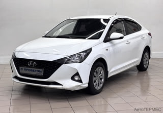 Фото HYUNDAI Solaris II Рестайлинг с пробегом Фото HYUNDAI Solaris II Рестайлинг с пробегом