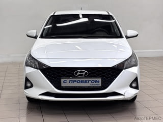 Фото HYUNDAI Solaris II Рестайлинг с пробегом Фото HYUNDAI Solaris II Рестайлинг с пробегом