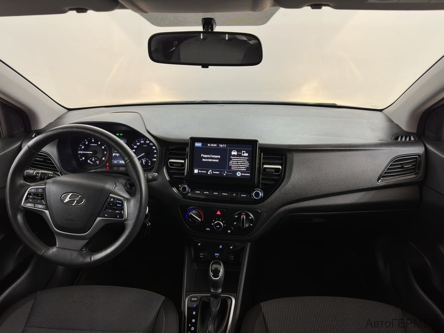 Фото HYUNDAI Solaris II Рестайлинг с пробегом | №5