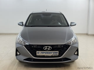 Фото HYUNDAI Solaris II Рестайлинг с пробегом