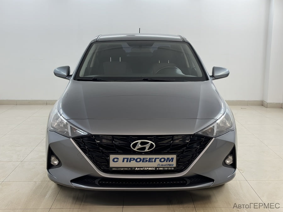 Фото HYUNDAI Solaris II Рестайлинг с пробегом | №2