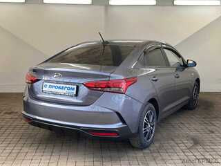 Фото HYUNDAI Solaris II Рестайлинг с пробегом Фото HYUNDAI Solaris II Рестайлинг с пробегом