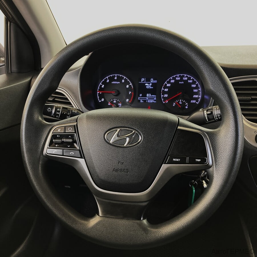 Фото HYUNDAI Solaris II Рестайлинг с пробегом | №8