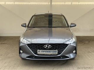 Фото HYUNDAI Solaris II Рестайлинг с пробегом