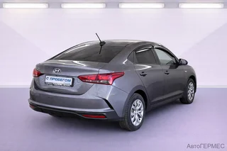 Фото HYUNDAI Solaris II Рестайлинг с пробегом