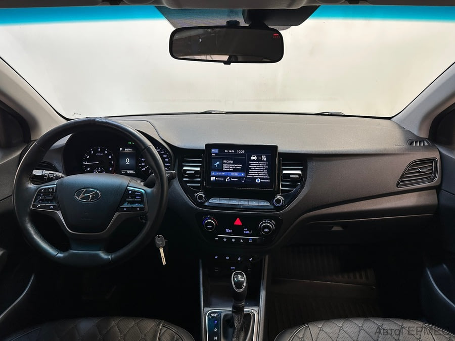 Фото HYUNDAI Solaris II Рестайлинг с пробегом | №5 Фото HYUNDAI Solaris II Рестайлинг с пробегом | №5
