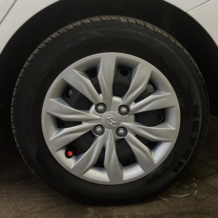 Фото HYUNDAI Solaris II Рестайлинг с пробегом | №15