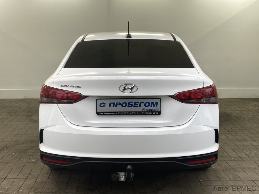 Фото HYUNDAI Solaris II Рестайлинг с пробегом | №3