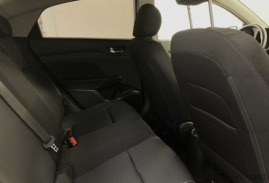 Фото HYUNDAI Solaris II Рестайлинг с пробегом | №12