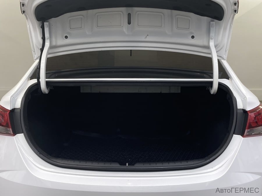 Фото HYUNDAI Solaris II Рестайлинг с пробегом | №13