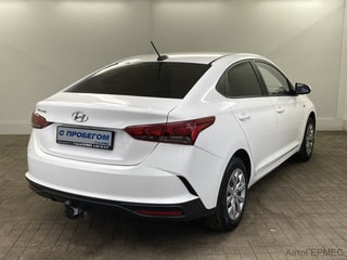 Фото HYUNDAI Solaris II Рестайлинг с пробегом