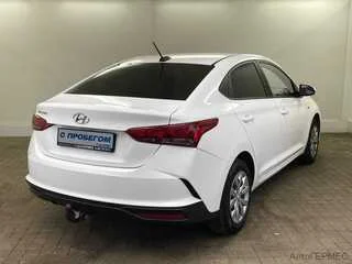 Фото HYUNDAI Solaris II Рестайлинг с пробегом